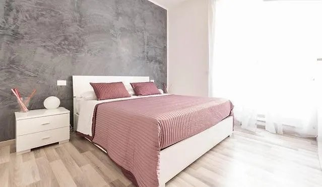 Отель типа "постель и завтрак" Guest House Roma