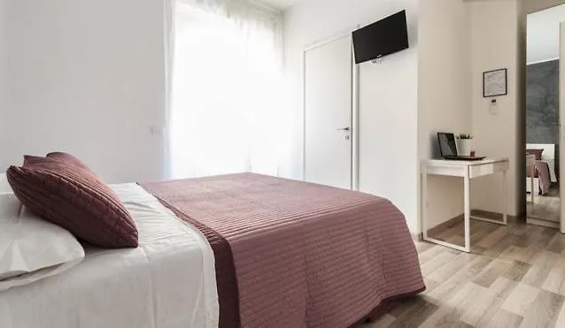 Guest House Roma Рим