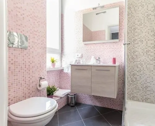 Отель типа "постель и завтрак" Guest House Roma