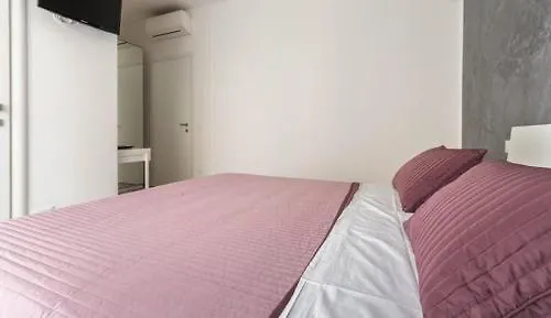 Отель типа "постель и завтрак" Guest House Roma Рим